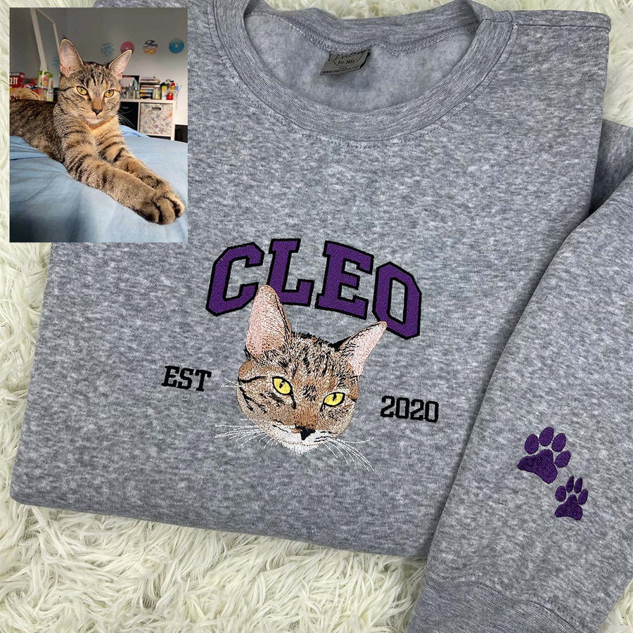 Custom Pet Name Embroidered Sweatshirt – Minimalist Pet Gift