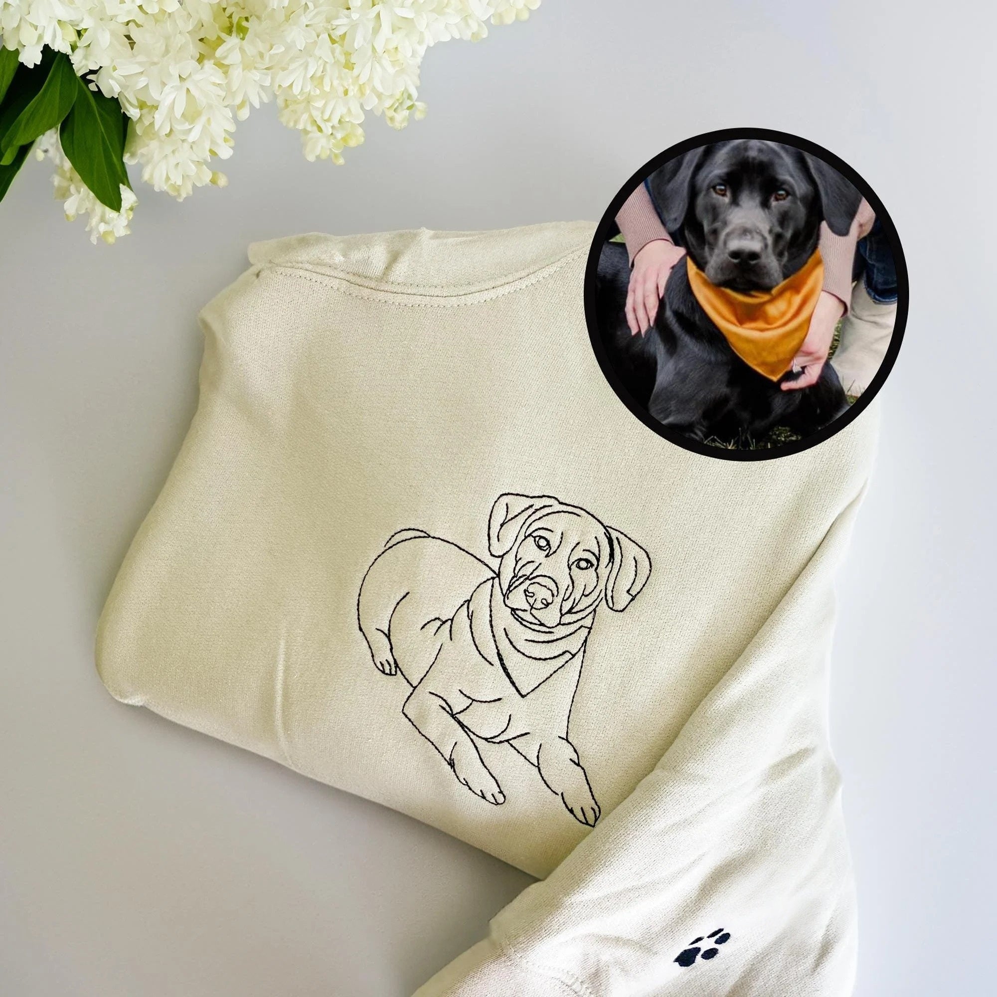 Custom embroidered sweatshirts, full-body pet sketches embroidered