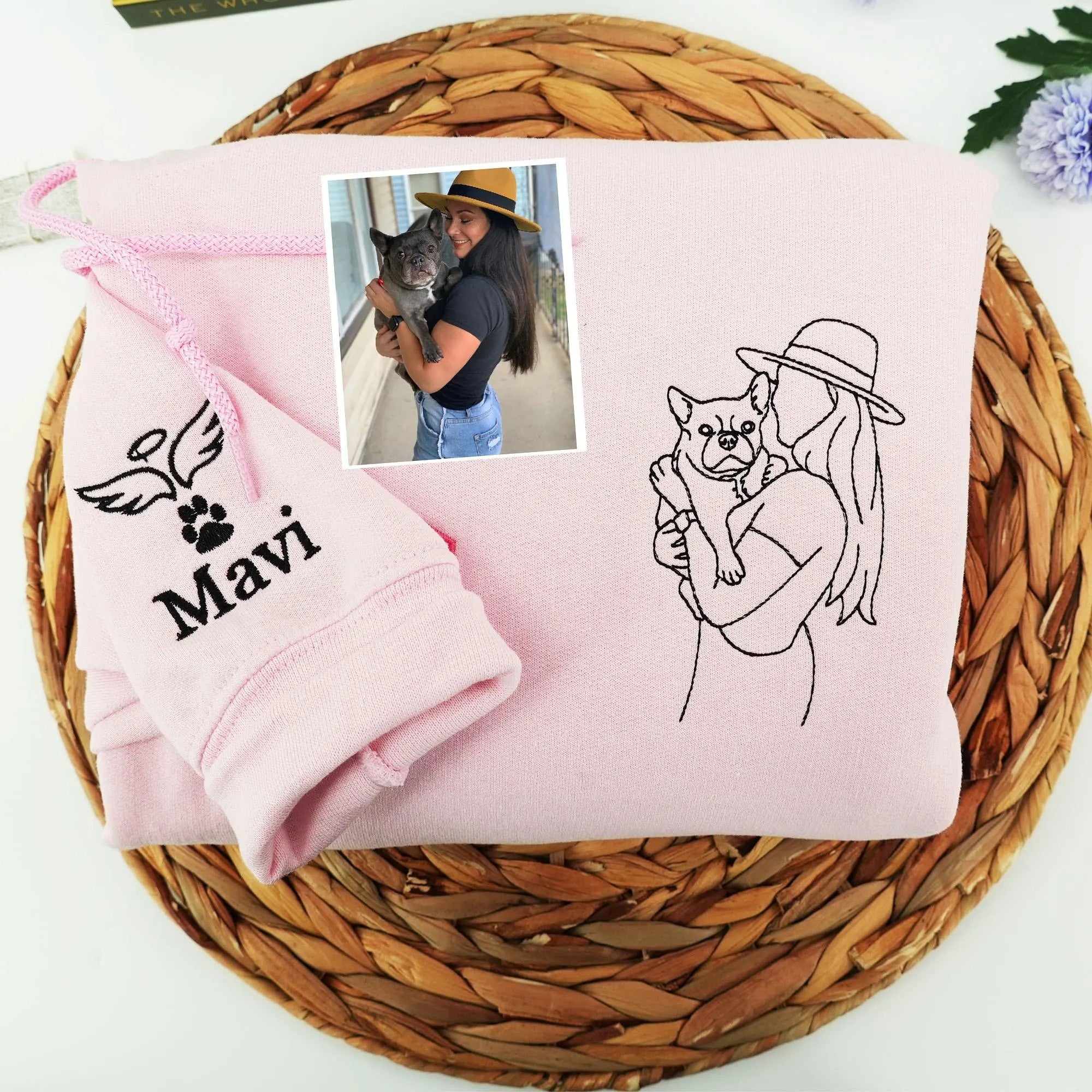 Custom embroidered sweatshirts, full-body pet sketches embroidered