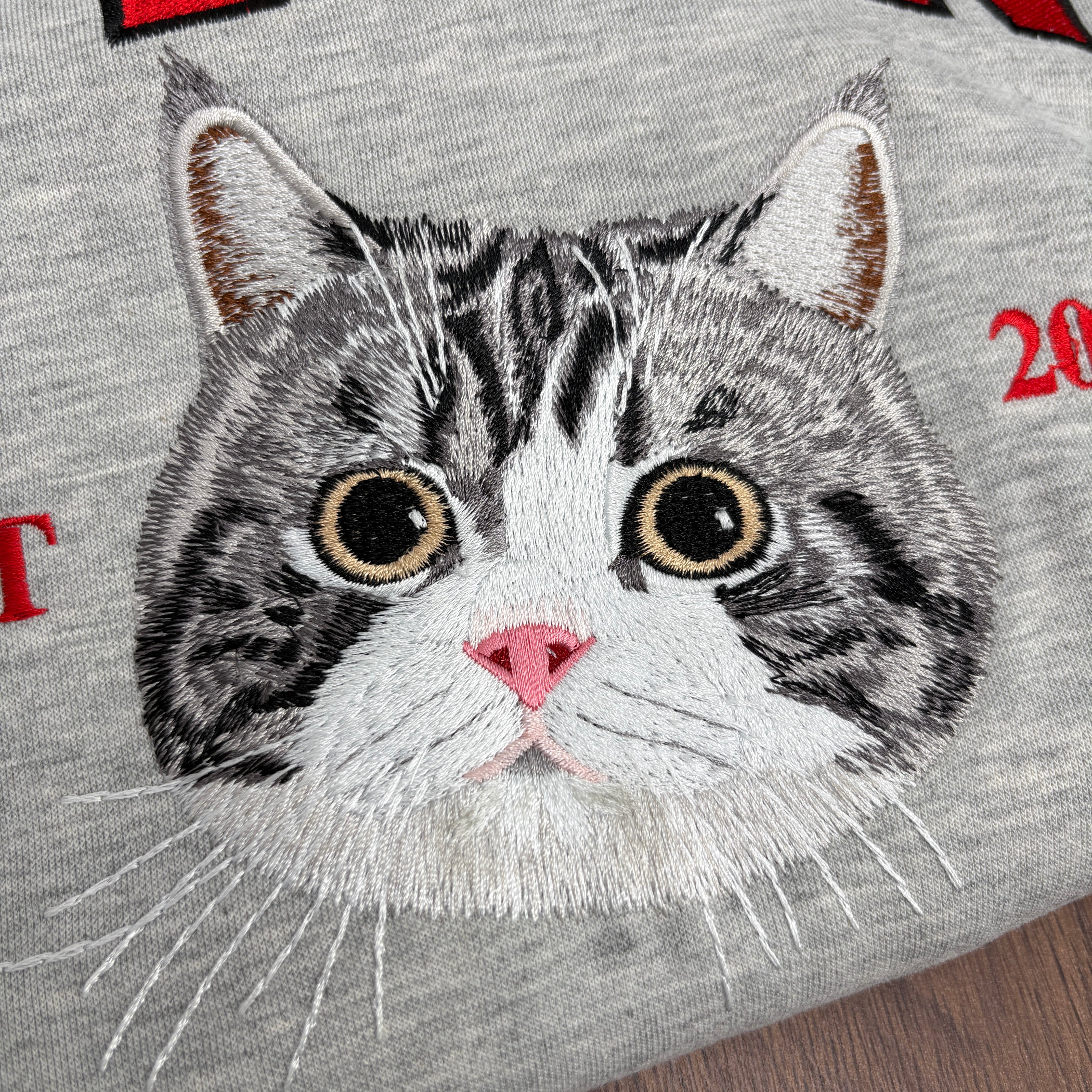 Personalized Embroidered Pet Face and Name Est Sweatshirt Keepsake Gift for Pet Lovers